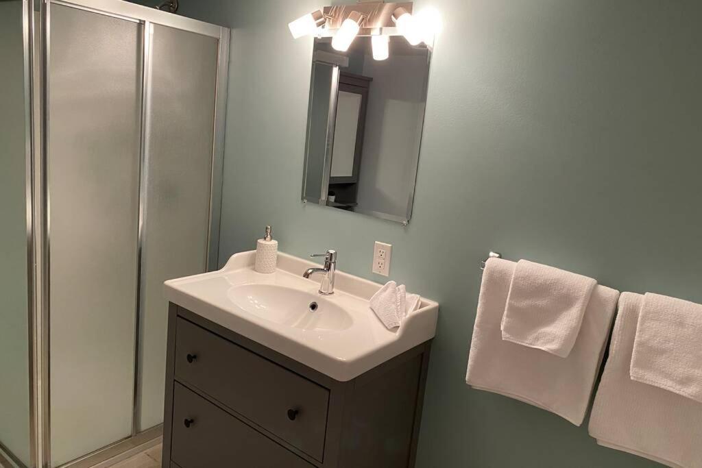 Hideaway On Quartz - 1Bed 1Bath Suite Golden Exterior photo